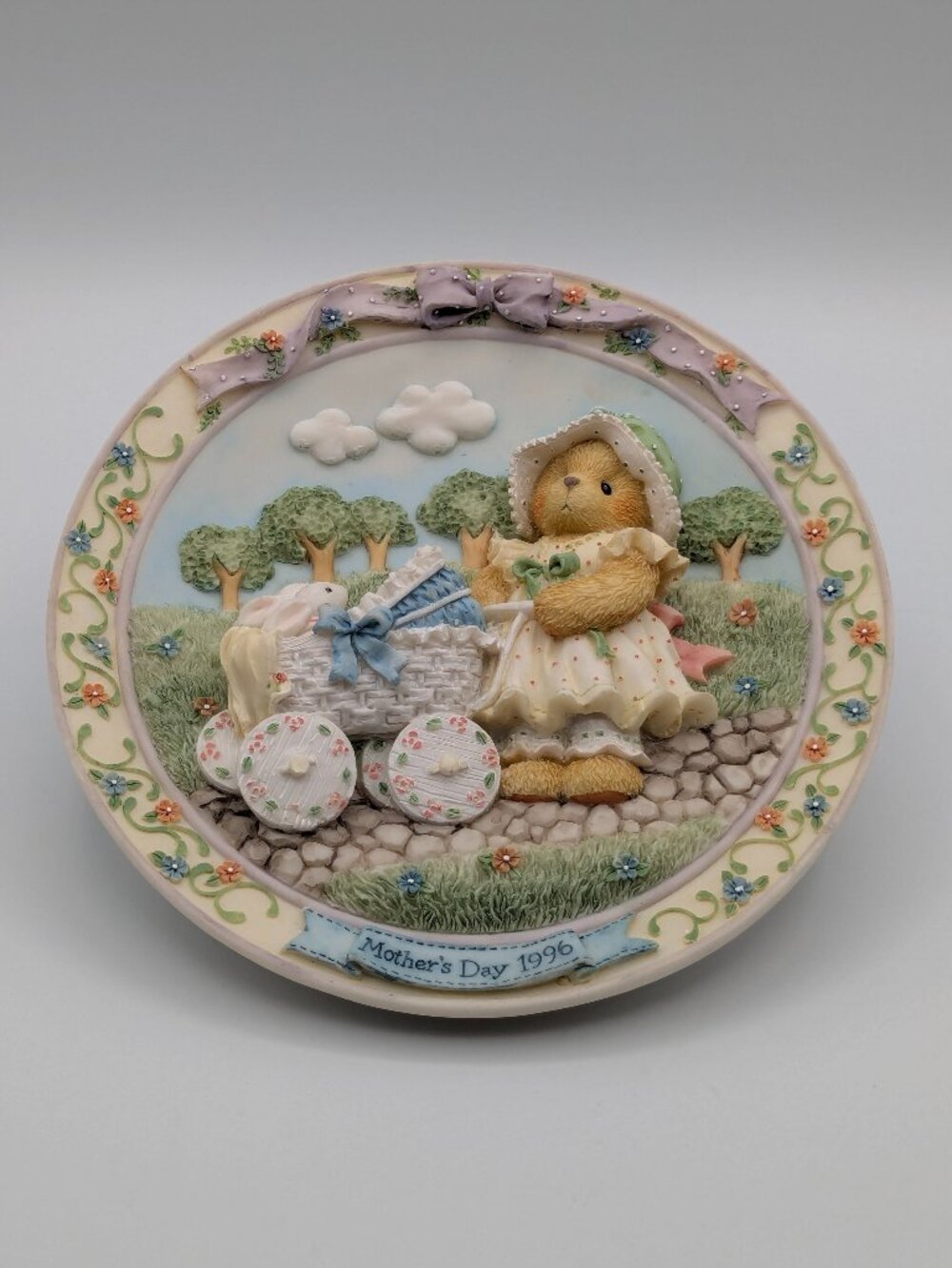 Cherished Teddies Mother's Day Dated 1996 Plate (156493) 1995